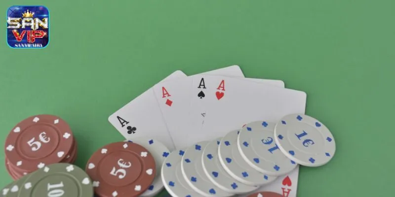 Bộ bài mạnh trong game